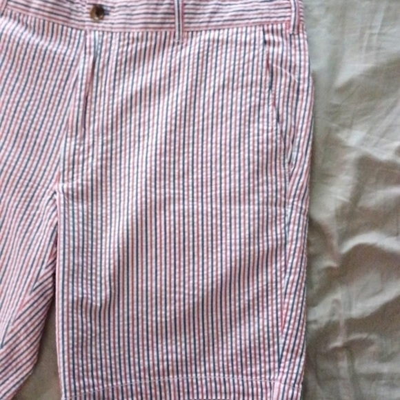 CLUB ROOM Flat Front Seersucker Shorts, 38 - Picture 6 of 6